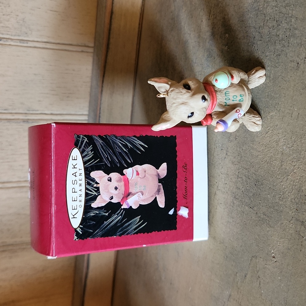 Hallmark Keepsake Ornament 1996 Mom-to-Be Ornament